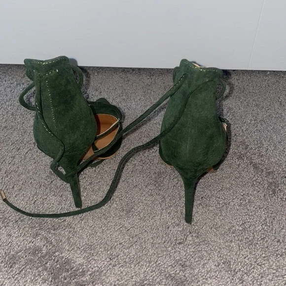 Green & gold suede heels - Picture 3 of 4
